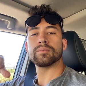 Meet your Posher, Jonathan